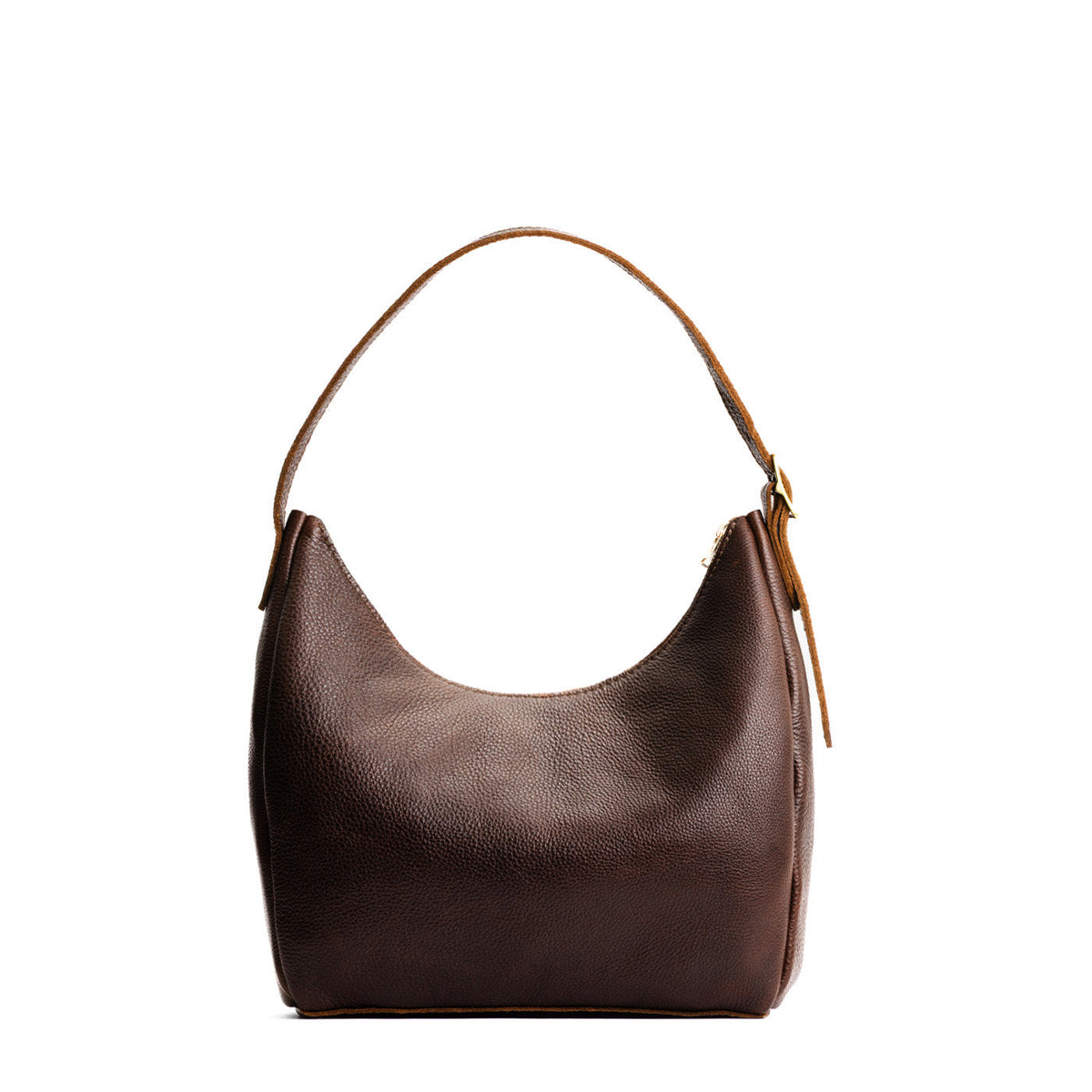 Coldbrew*Medium | U-shaped, flat-bottomed leather shoulder bag with adjustable strap
