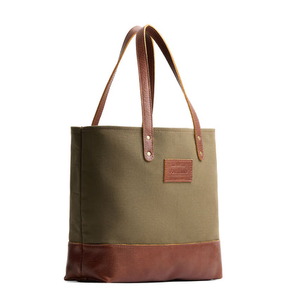 Yucca | Canvas tote with leather base and handles