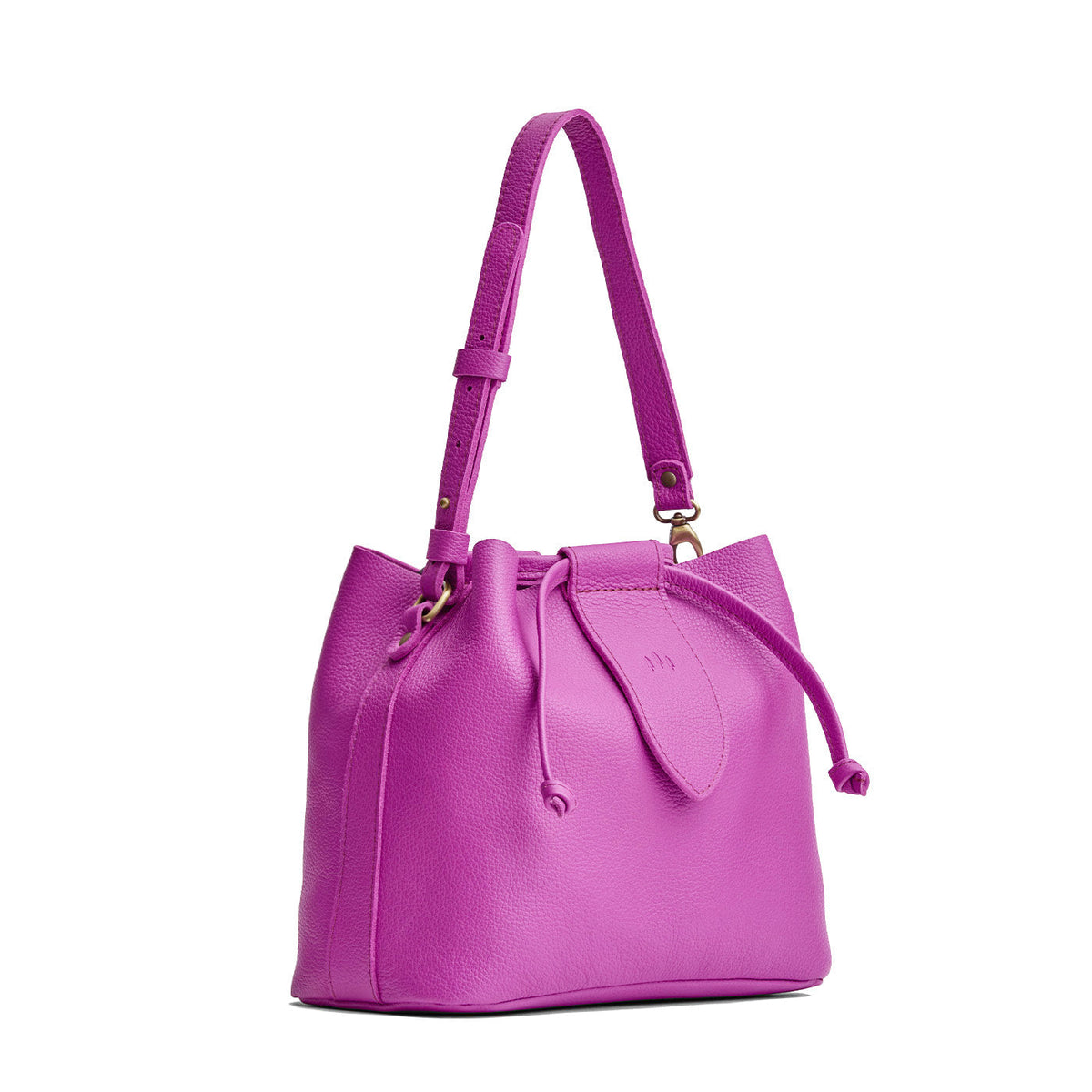 Cattleya*Large | Symmetrical leather bag with leather drawstring closure and adjustable shoulder strap