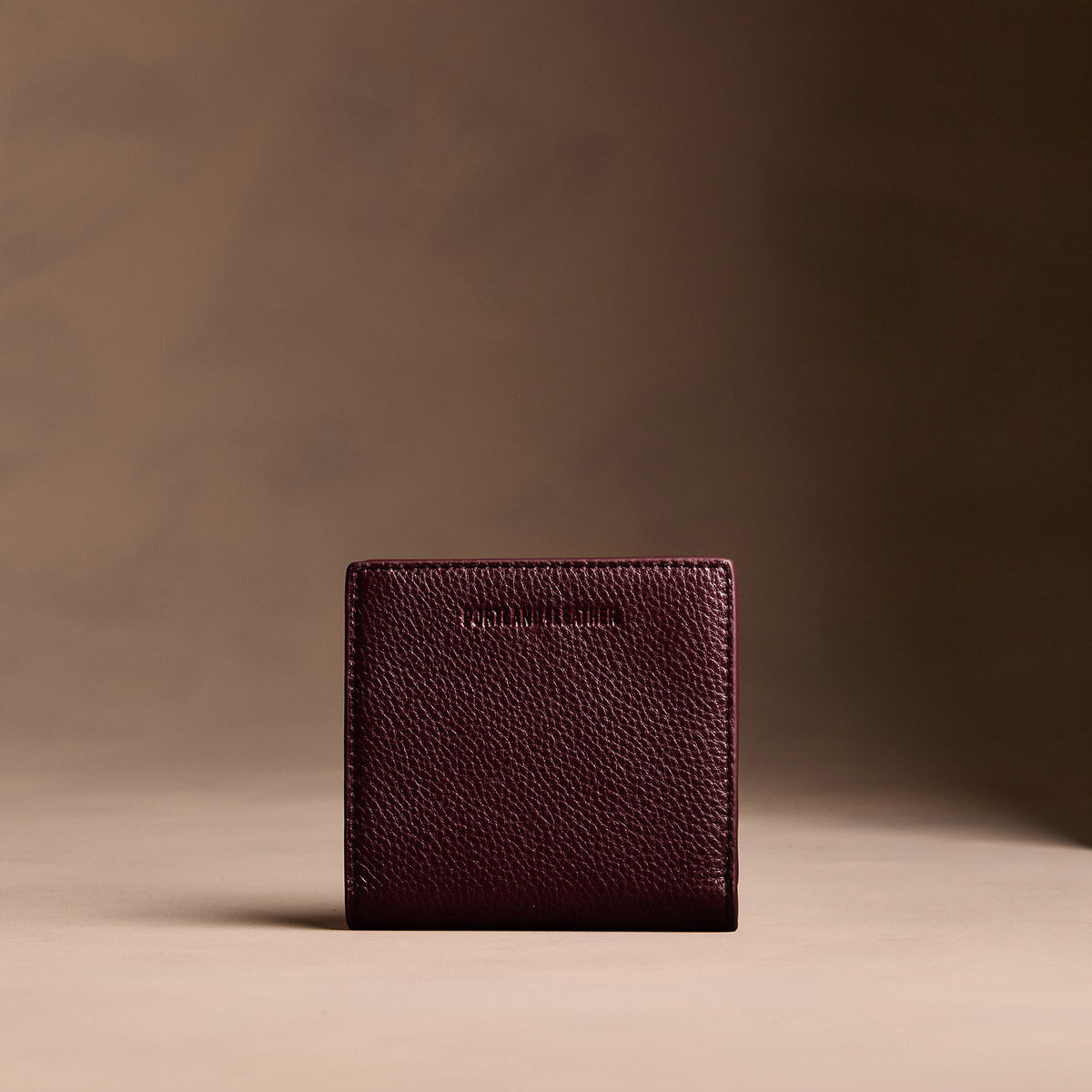 Hunter*Small | Petite slim leather bifold wallet with multiple card slots and a zippered back pocket