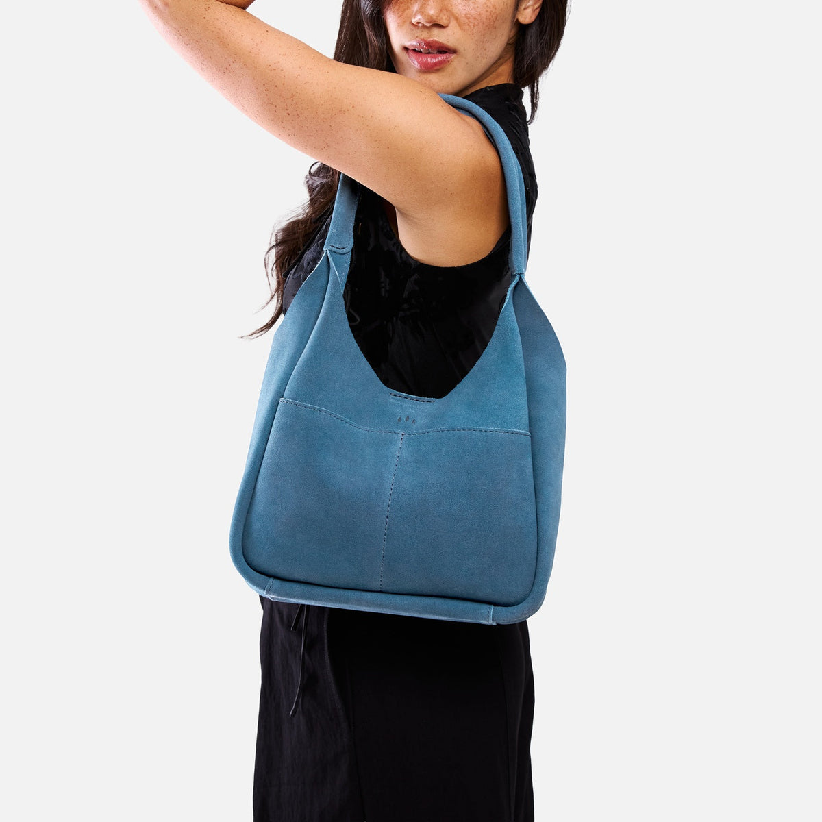 Mariner Blue*Large | U-shaped, flat-bottomed leather shoulder bag with two outside pockets
