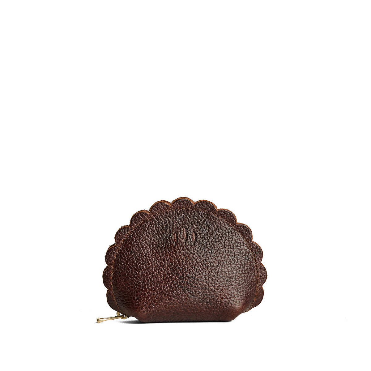 Coldbrew*Small | Curved leather pouch with zipper and scalloped edges