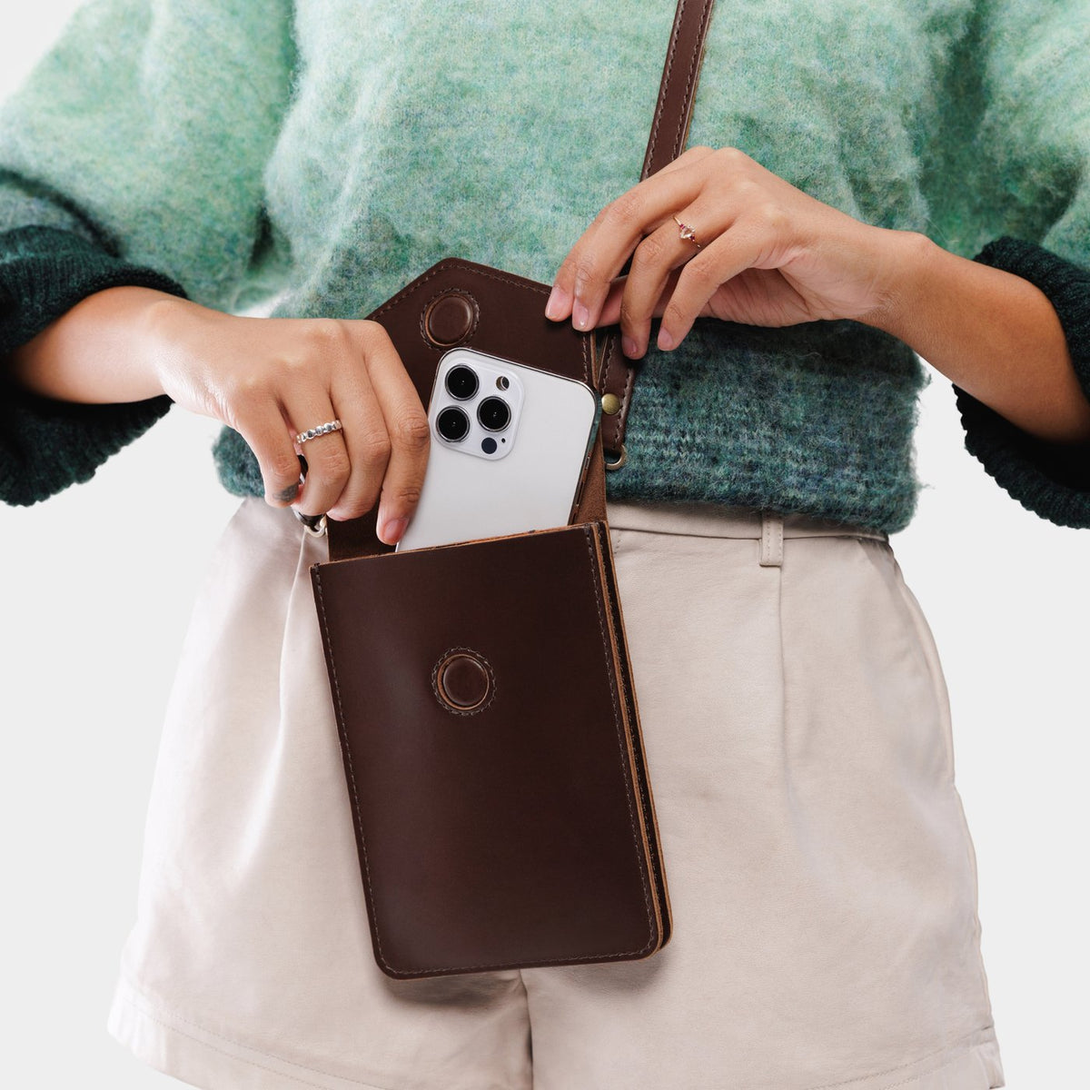 Chocolate Brown | Slim, phone-shaped crossbody purse with magnetic closure
