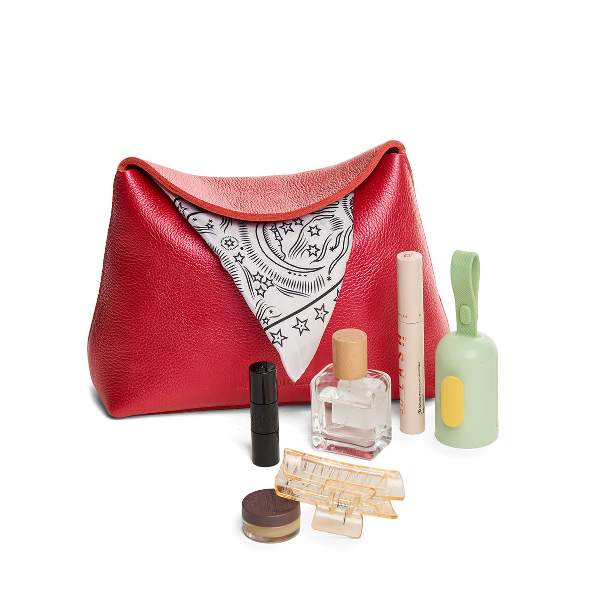 Reba Red | Leather pouch with a folded magnetic closure